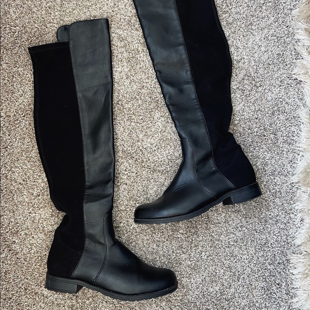 DSW black boots
